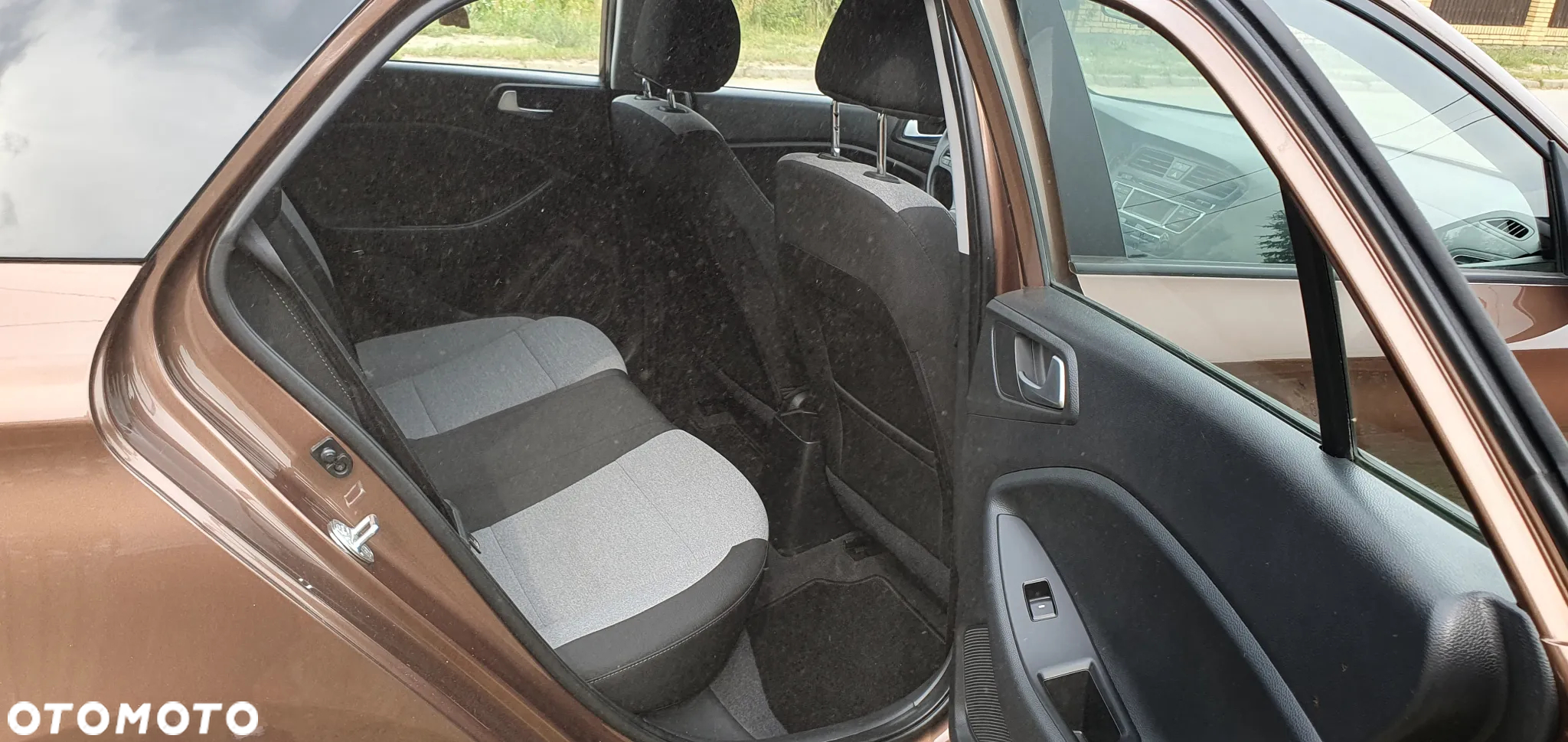 Hyundai i20 1.2 YES Silver - 19