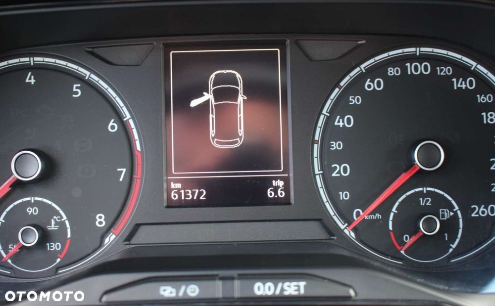 Volkswagen Polo - 10