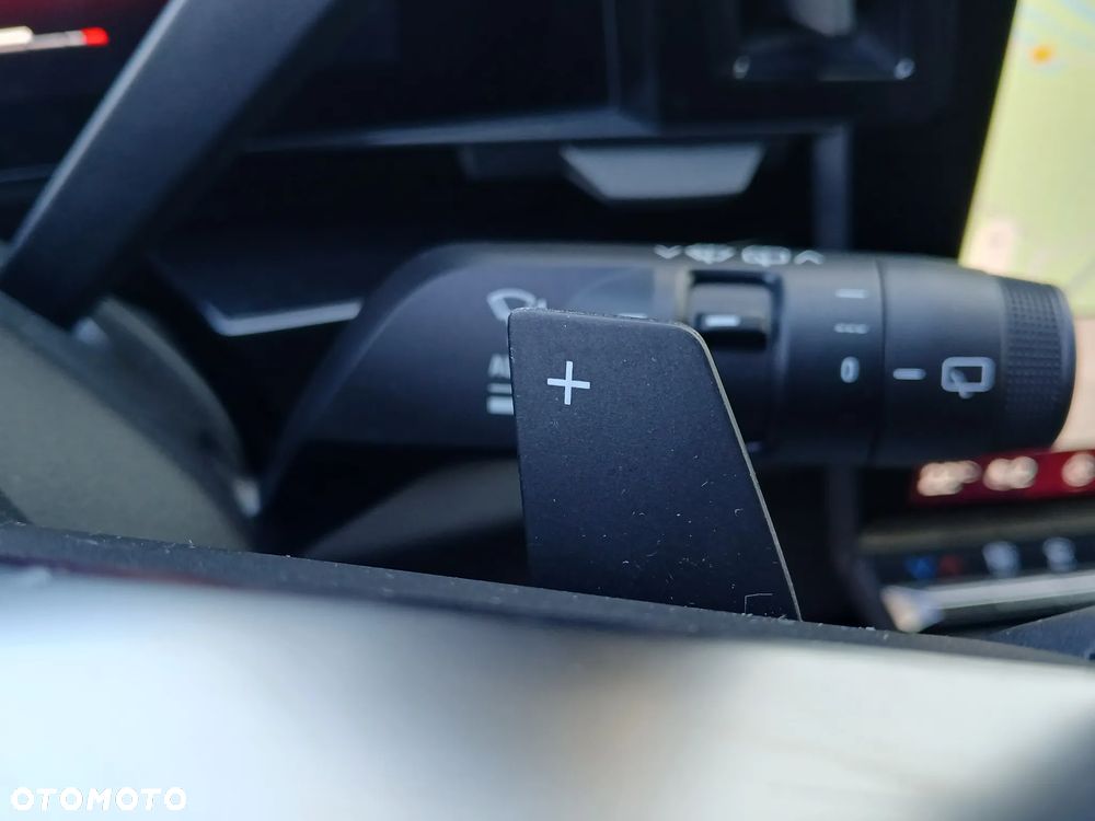 Renault Austral 1.3 TCe mHEV Iconic - 22