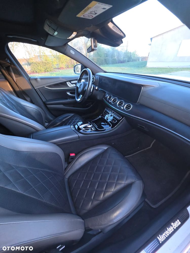 Mercedes-Benz Klasa E 200 4-Matic 9G-TRONIC - 5