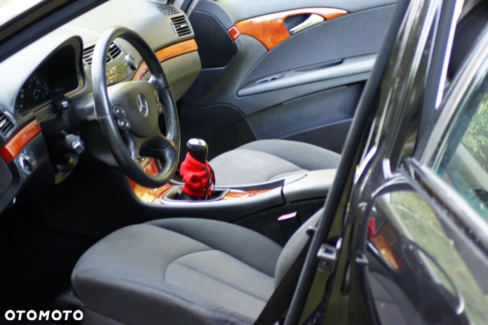 Mercedes-Benz Klasa E 200 Kompressor Elegance - 6