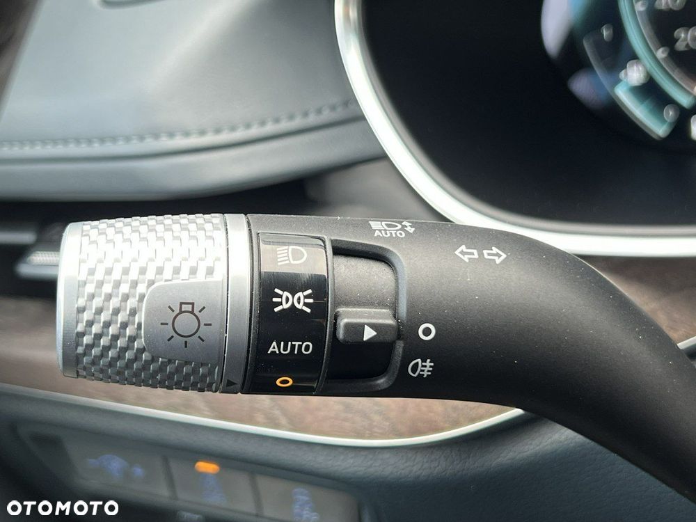 Genesis G80 - 17