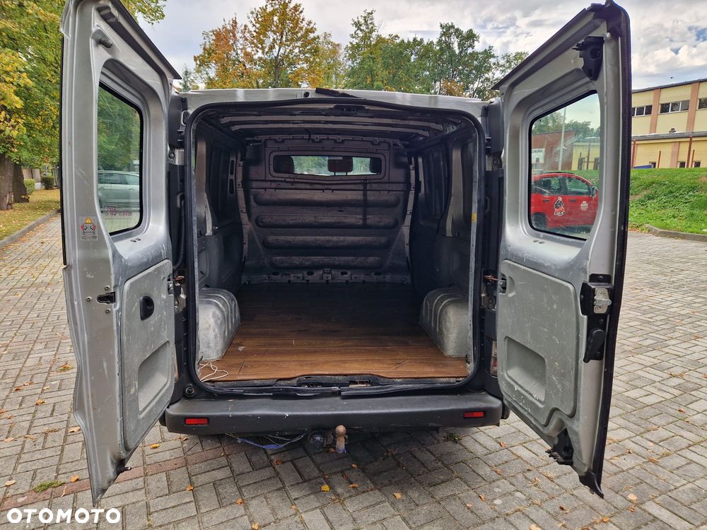 Renault Trafic - 8