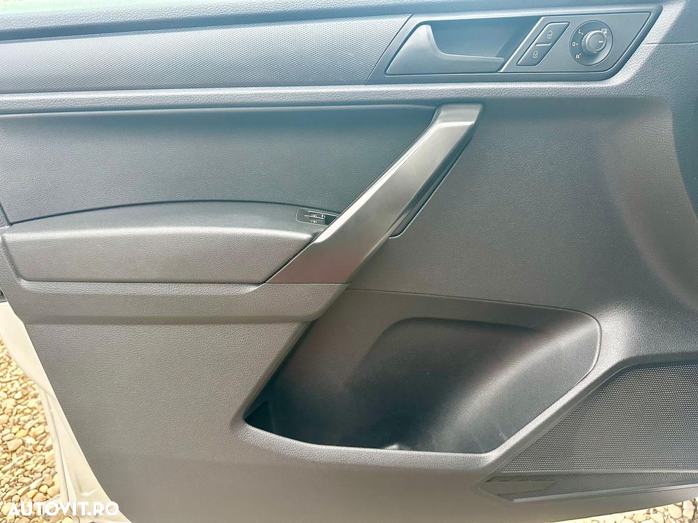 Volkswagen Caddy - 9