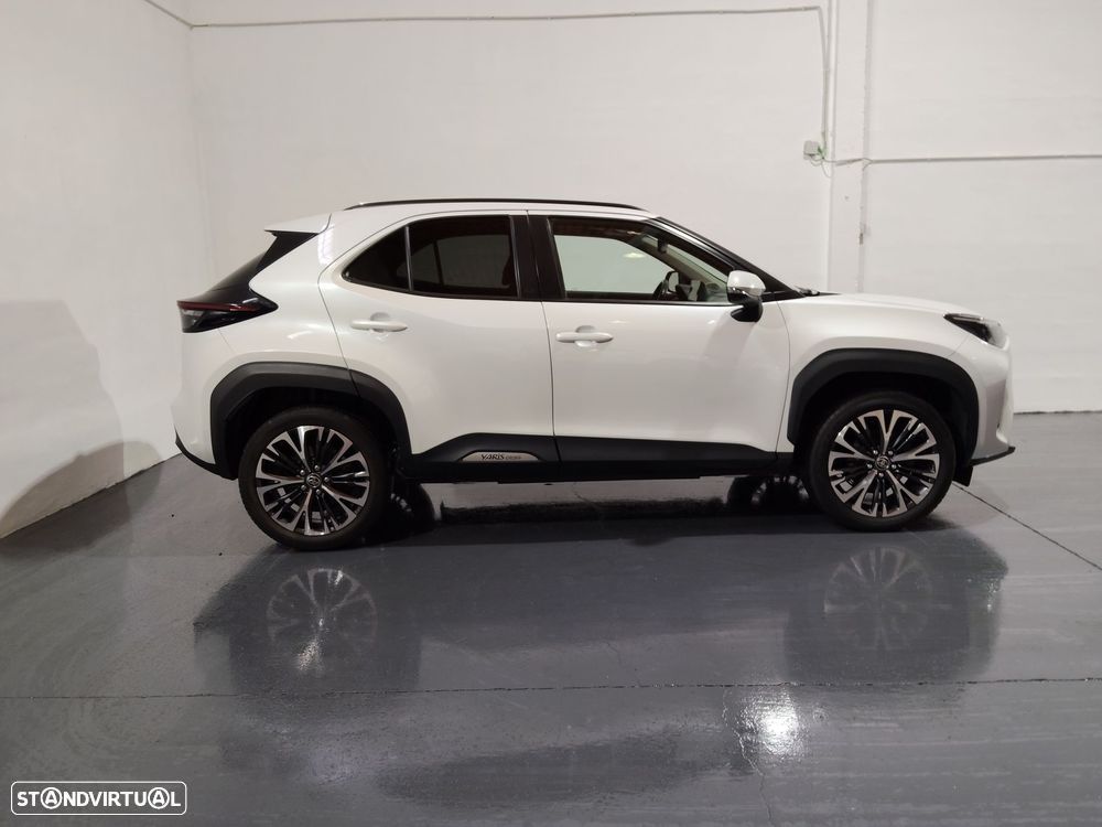 Toyota Yaris Cross 1.5 HDF Luxury - 18