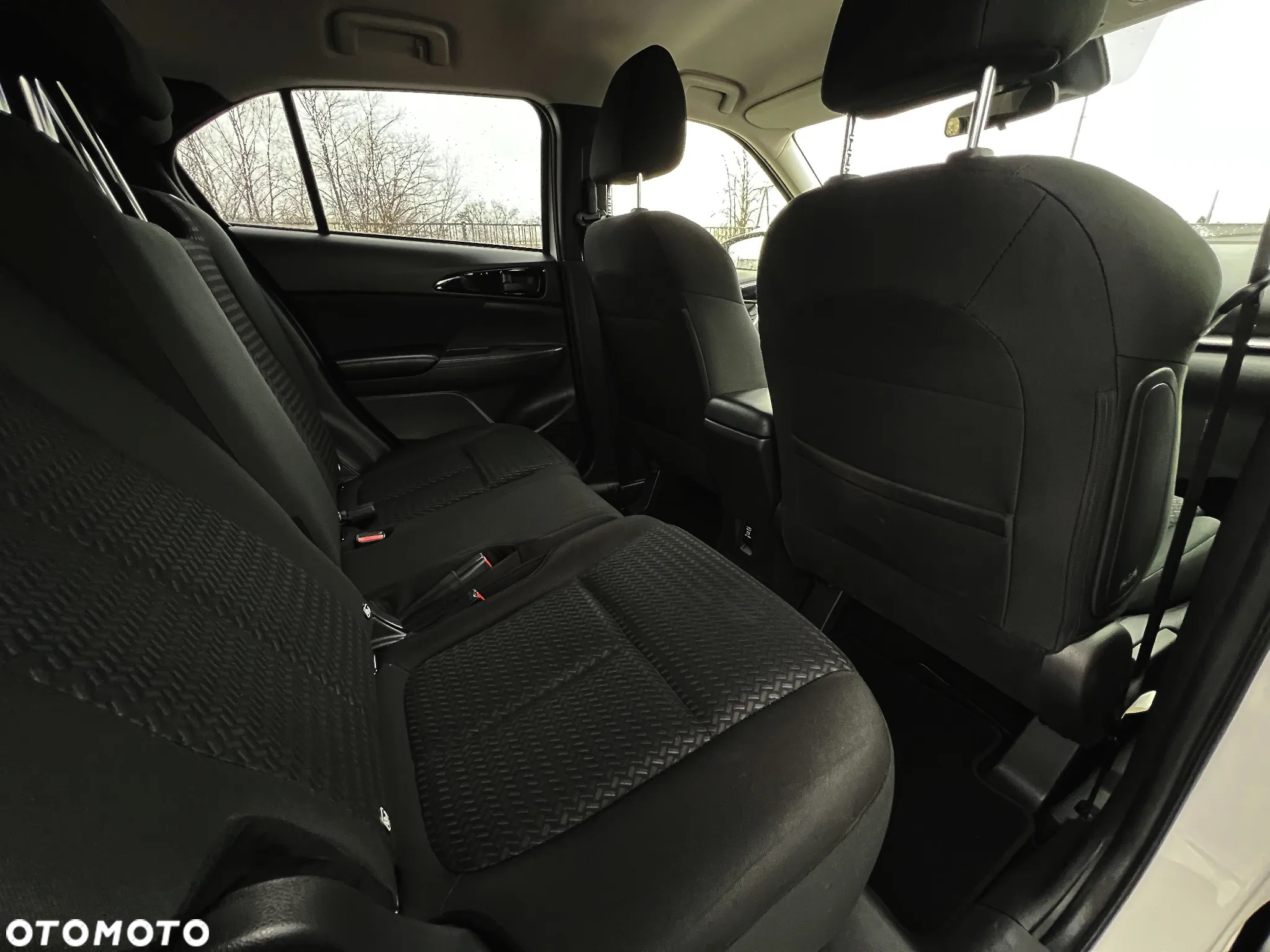 Mitsubishi Eclipse Cross 1.5 T GPF Invite Plus - 21