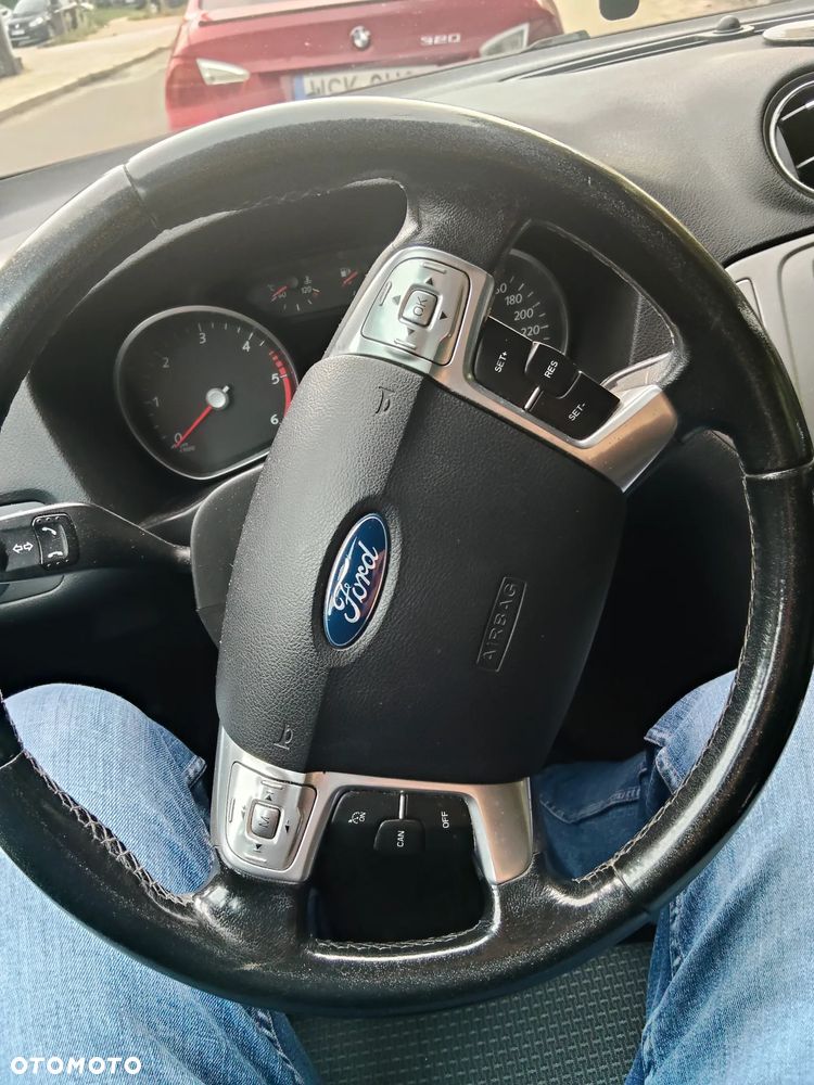 Ford Mondeo 1.8 TDCi Trend - 13