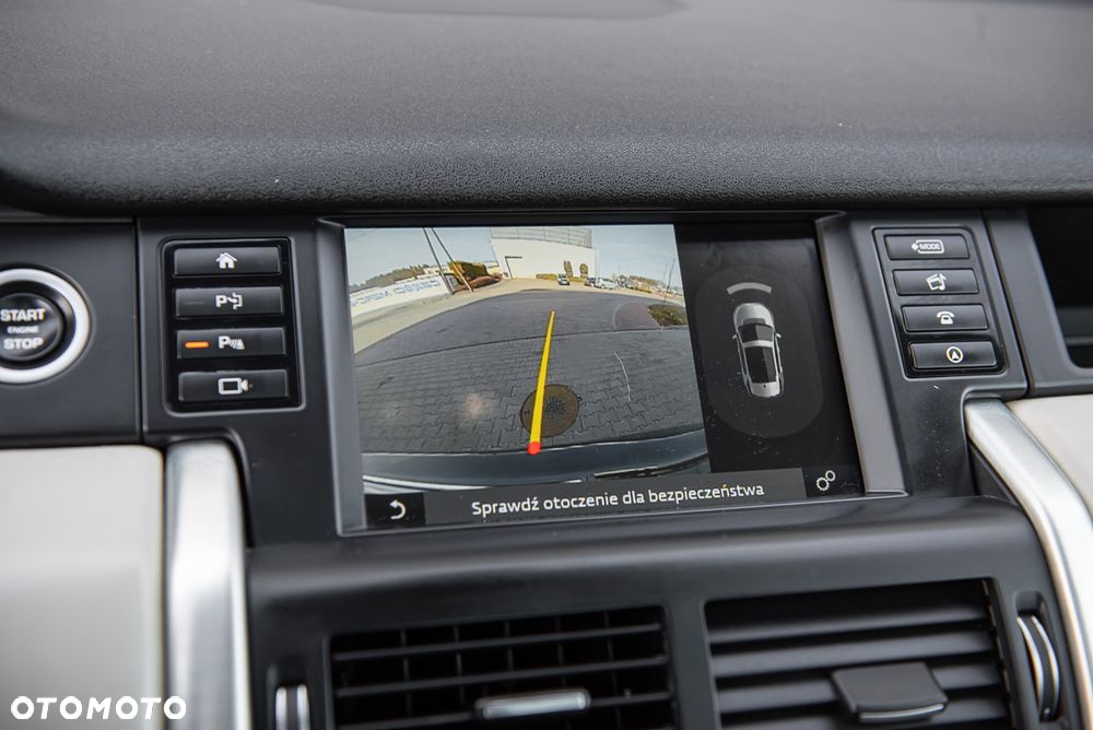 Land Rover Discovery Sport 2.0 D180 R-Dynamic HSE - 28