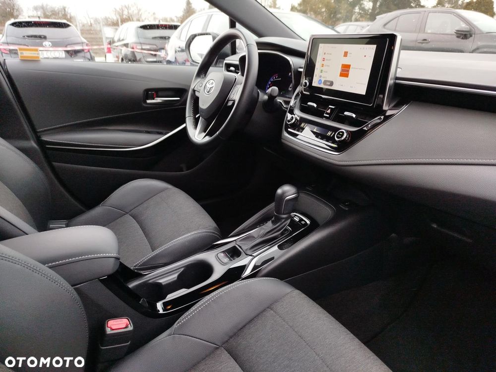 Toyota Corolla - 9
