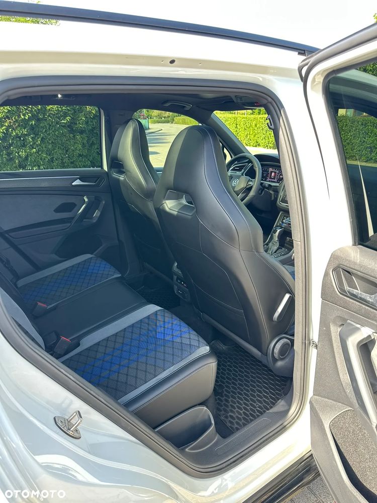 Volkswagen Tiguan - 8