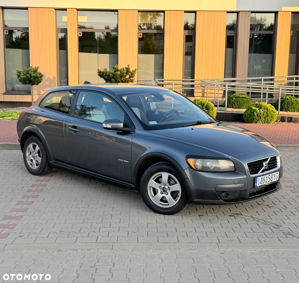 Volvo C30 1.6D Momentum - 18
