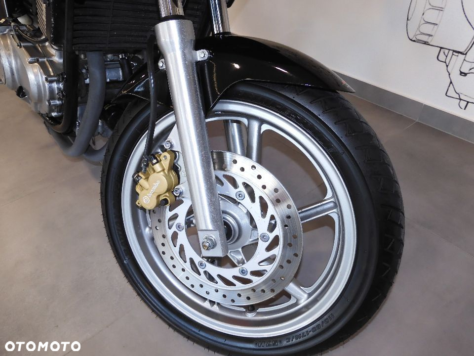 Honda CB - 3