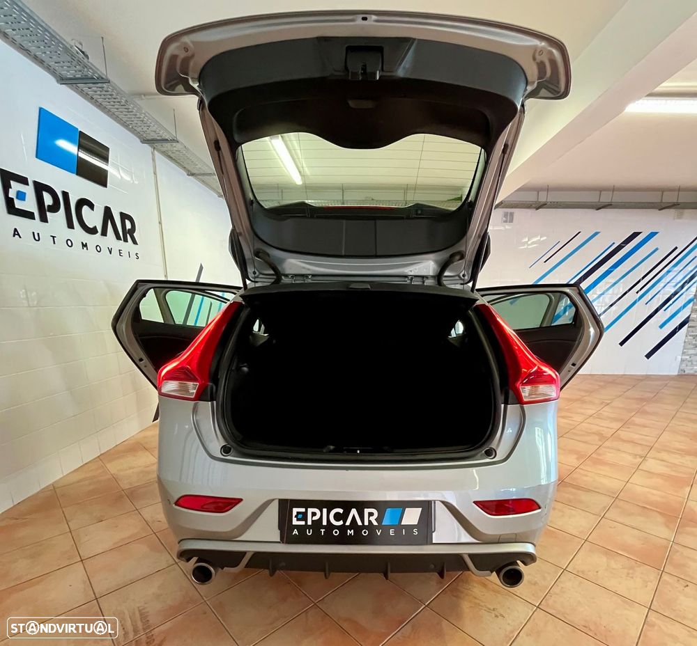 Volvo V40 2.0 D2 R-Design Momentum - 14