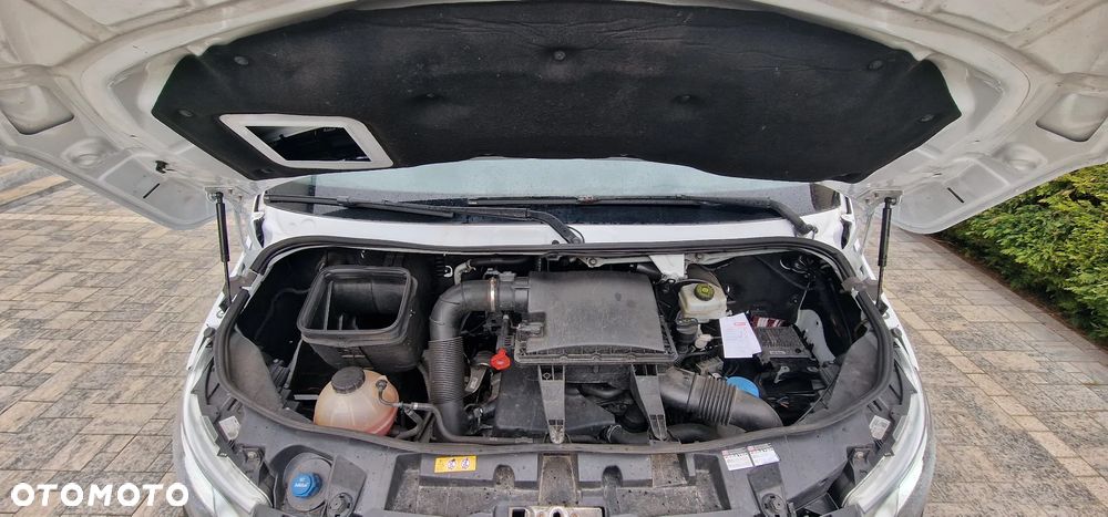 Mercedes-Benz Sprinter - 9