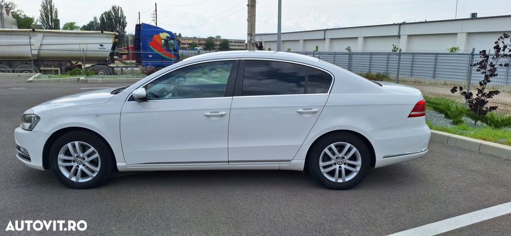 Volkswagen Passat 2.0 TDI 4Motion Comfortline - 15