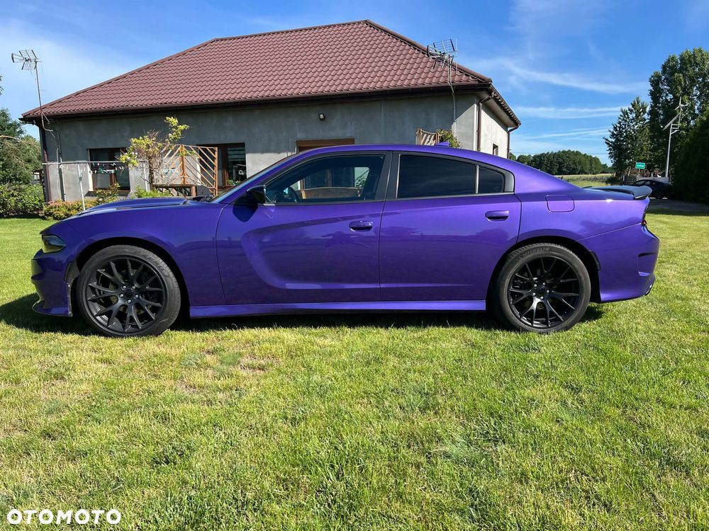 Dodge Charger 5.7 R/T - 4