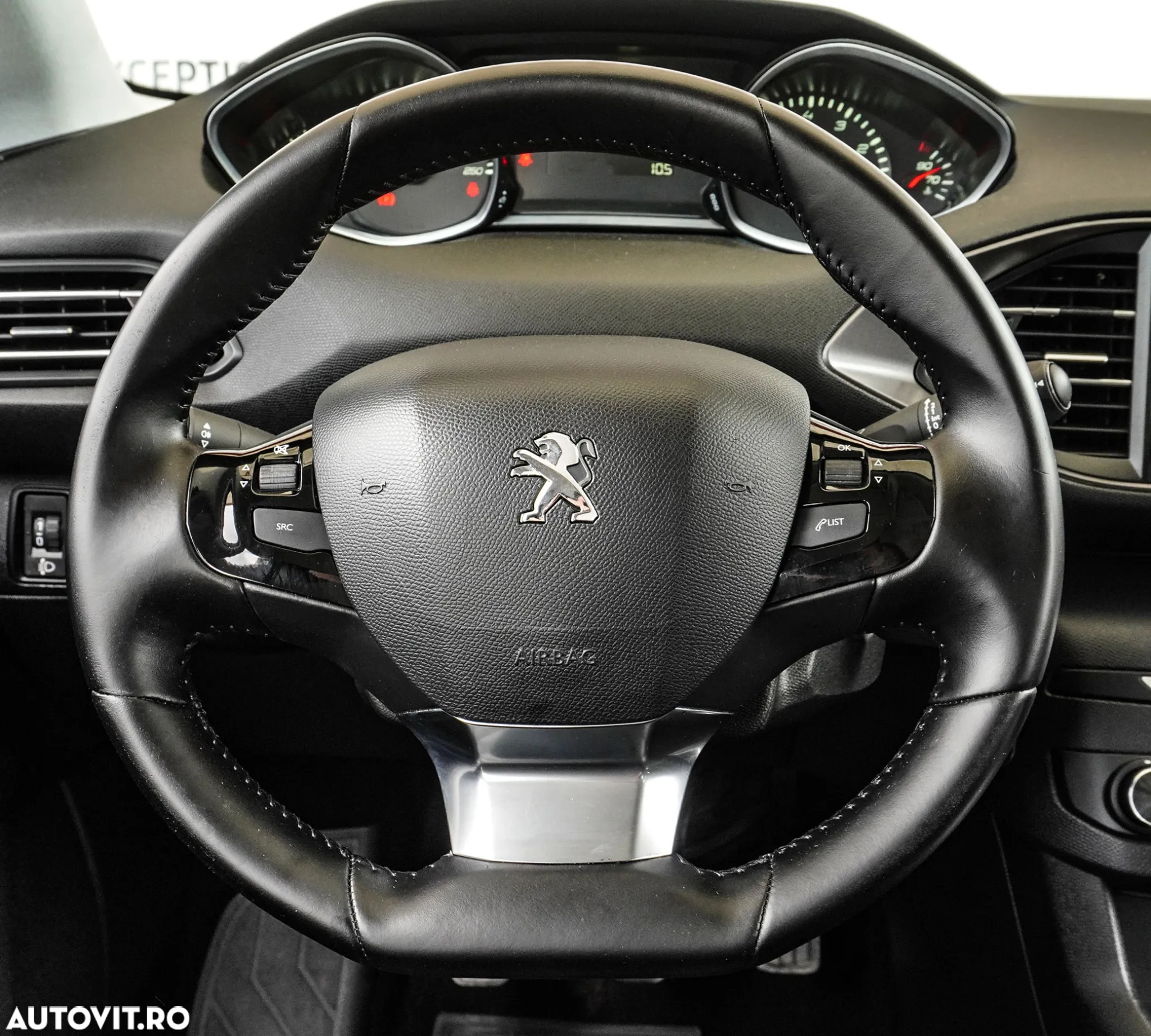 Peugeot 308 1.2 L PureTech Turbo S&S Active - 19