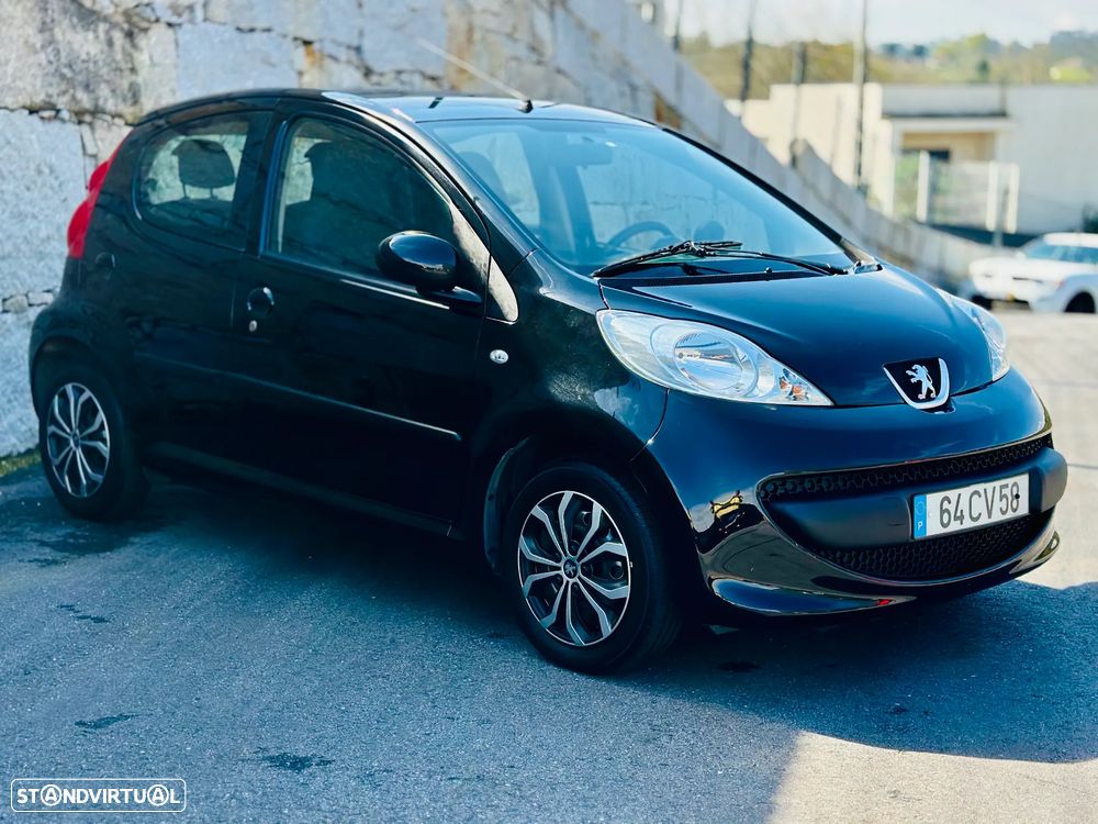 Peugeot 107 1.0 Trendy - 4