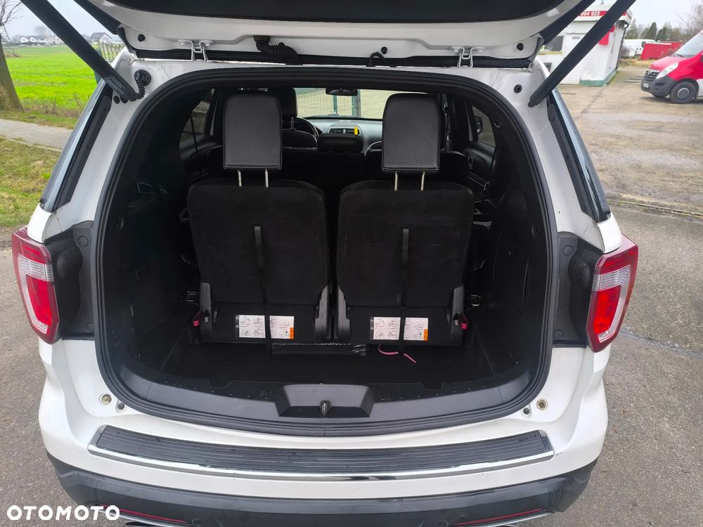 Ford Explorer - 15