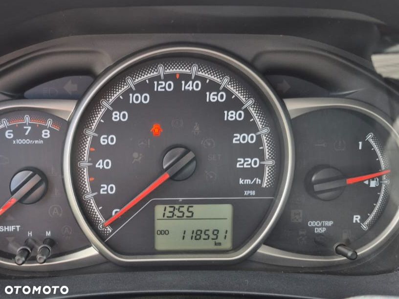 Toyota Yaris 1.33 Premium EU6 - 5