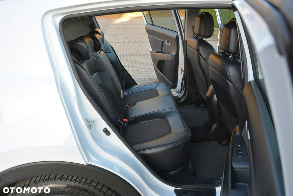 Kia Sportage 2.0 CVVT 2WD Spirit - 13