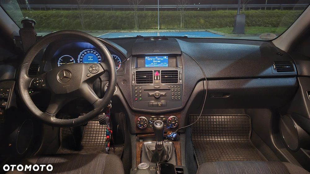 Mercedes-Benz Klasa C 180 Kompressor Elegance - 8