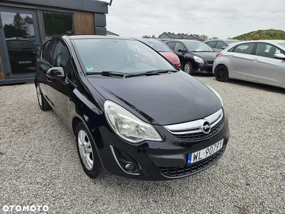 Opel Corsa 1.4 16V Satellite - 9