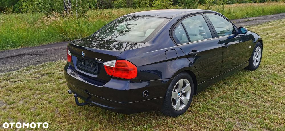 BMW Seria 3 318i - 25