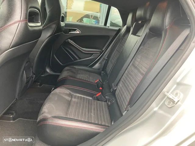 Mercedes-Benz CLA 180 d Shooting Brake AMG Line Aut. - 30