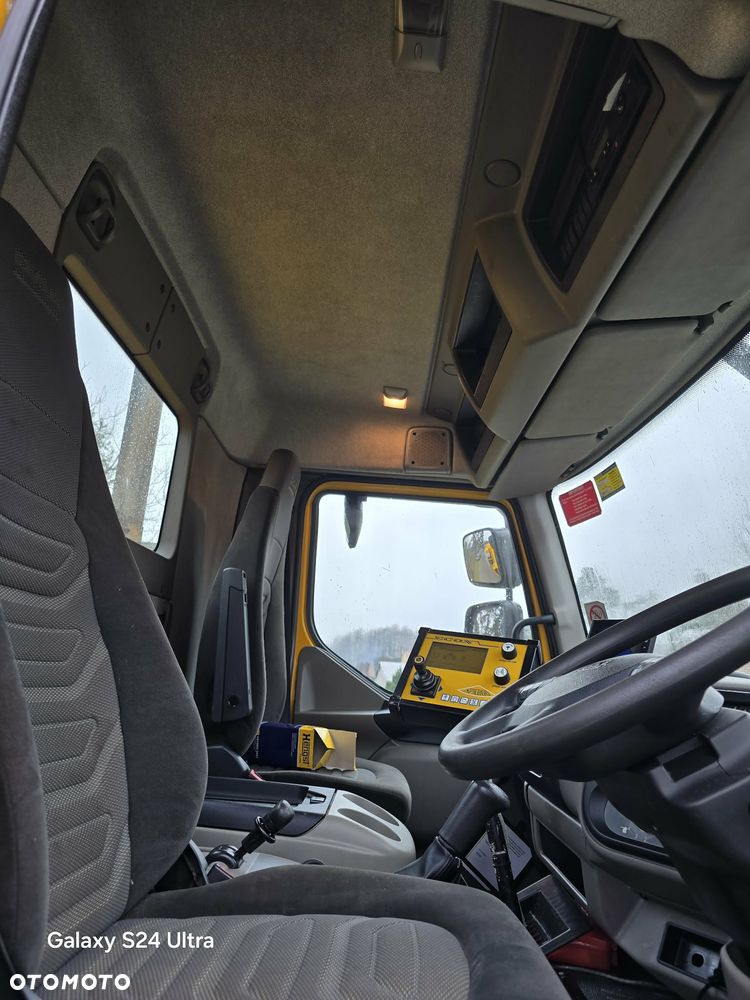 DAF LF 55.220 pługopiaskarka piaskarka solarka duże koła 22,5 econ stratos schmidt - 18