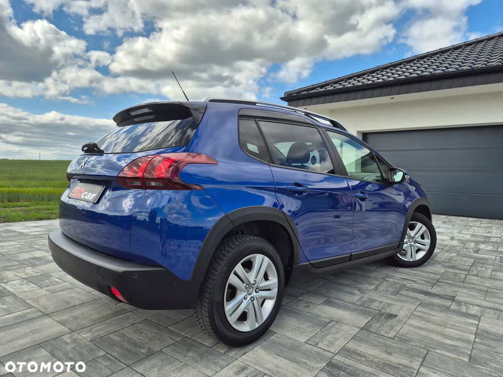 Peugeot 2008 BlueHDi 100 STOP & START Signature - 18