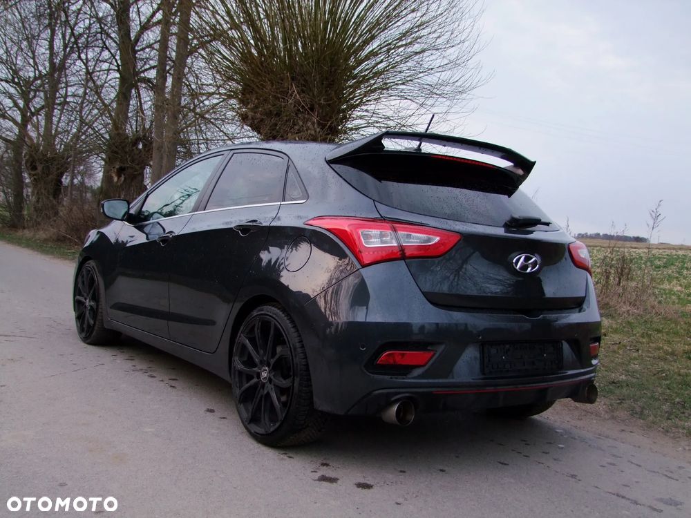 Hyundai i30 1.6 T GDI Turbo - 4