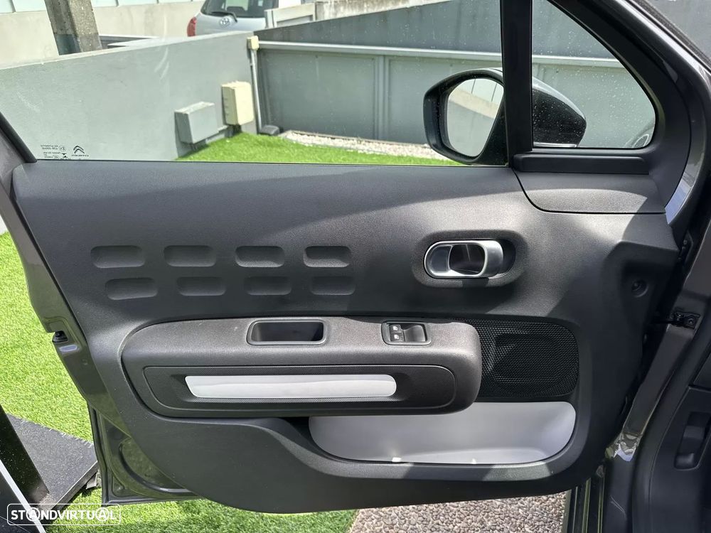 Citroën C3 1.2 PureTech Shine - 20