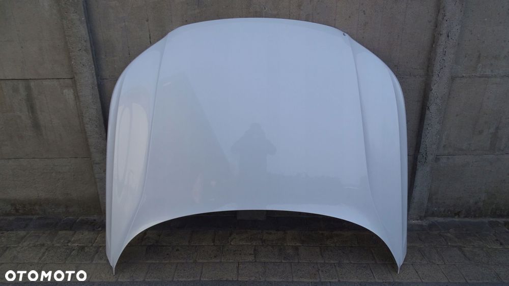 volvo xc40 - maska - 1