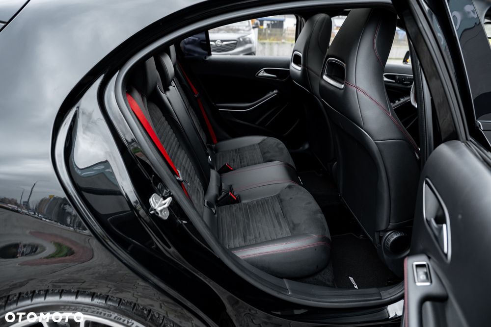 Mercedes-Benz Klasa A 45 AMG 4-Matic - 21