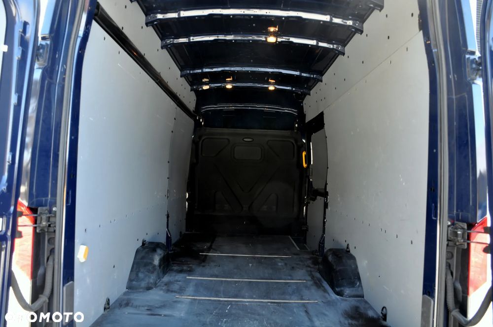 Ford Transit - 15