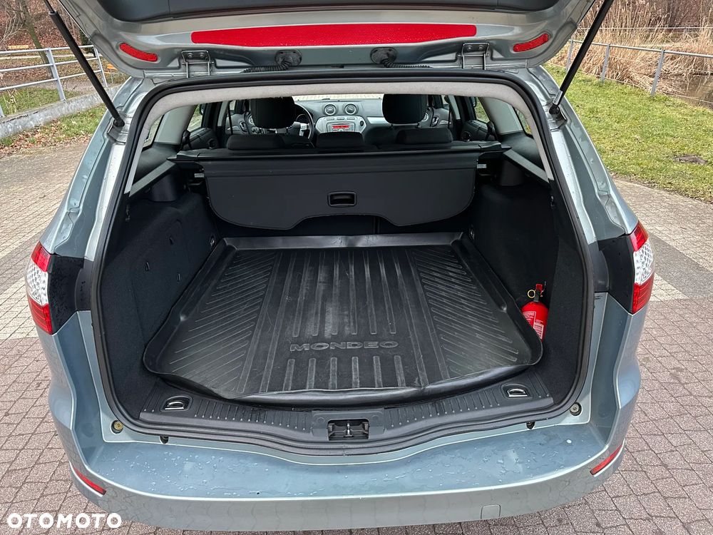 Ford Mondeo 1.8 TDCi Titanium - 12