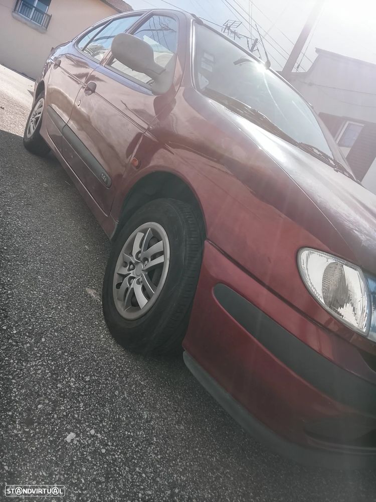 Renault Mégane Classic 1.4 RT - 4
