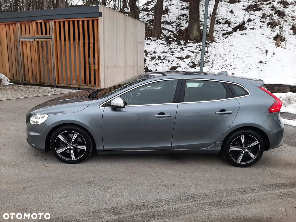 Volvo V40 D3 Geartronic RDesign - 8