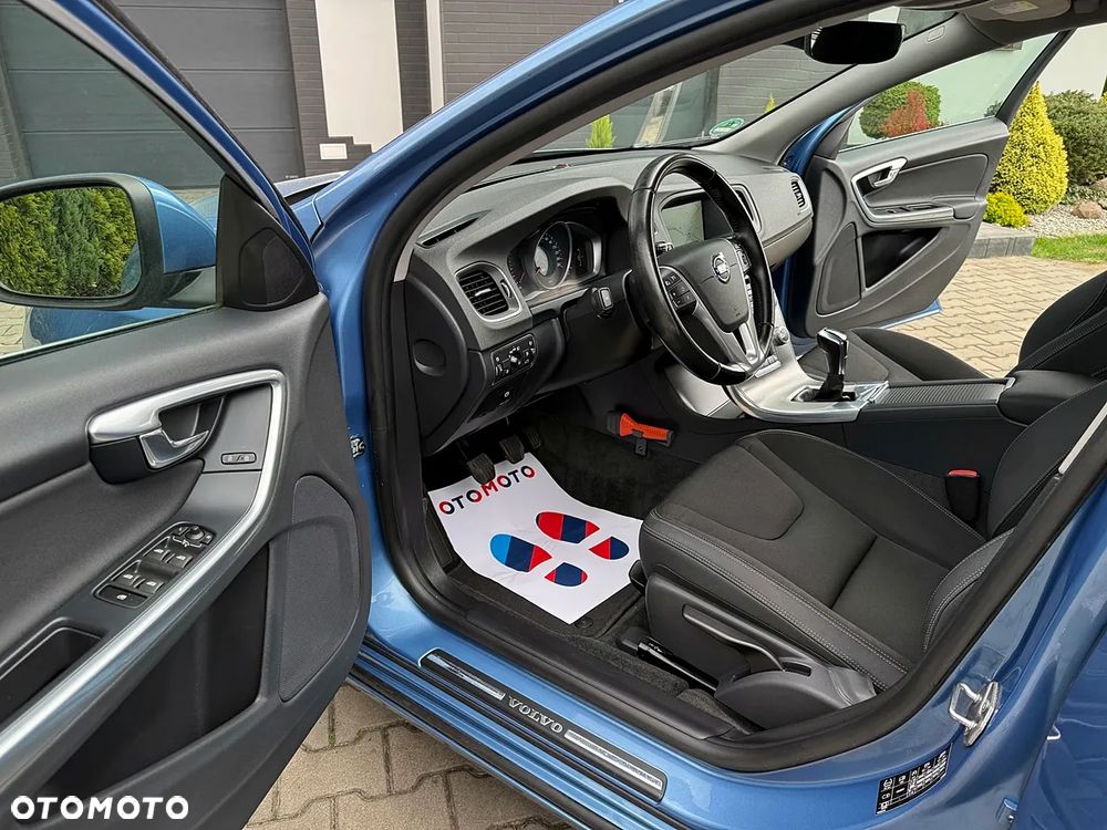 Volvo V60 D4 Drive-E Summum - 16