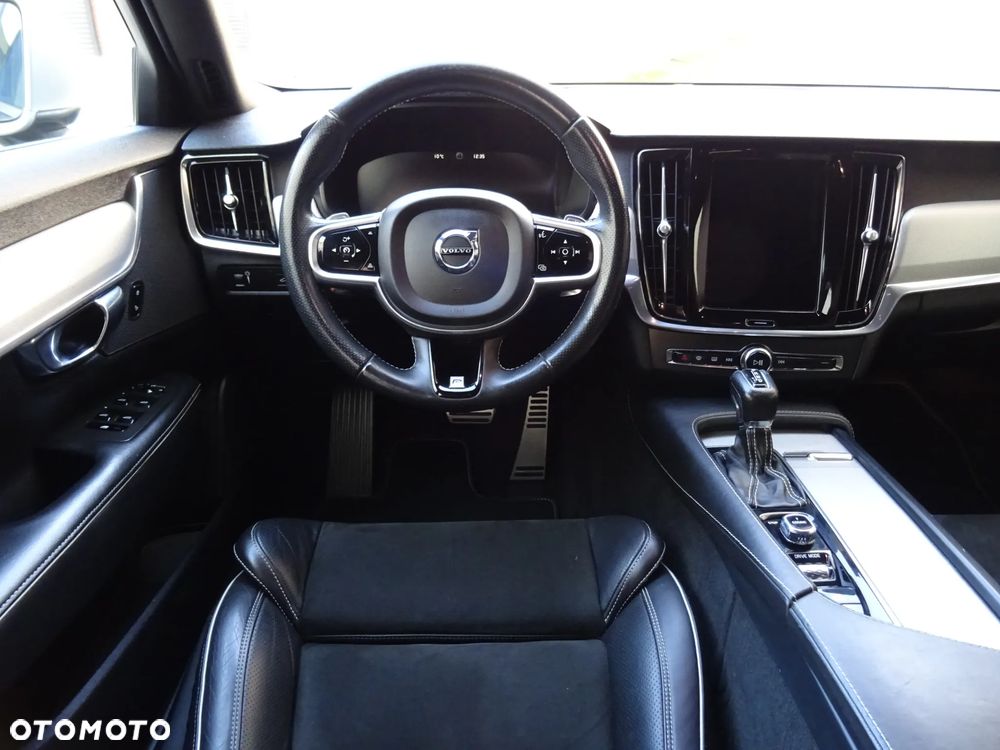 Volvo V90 D4 Geartronic R Design - 5