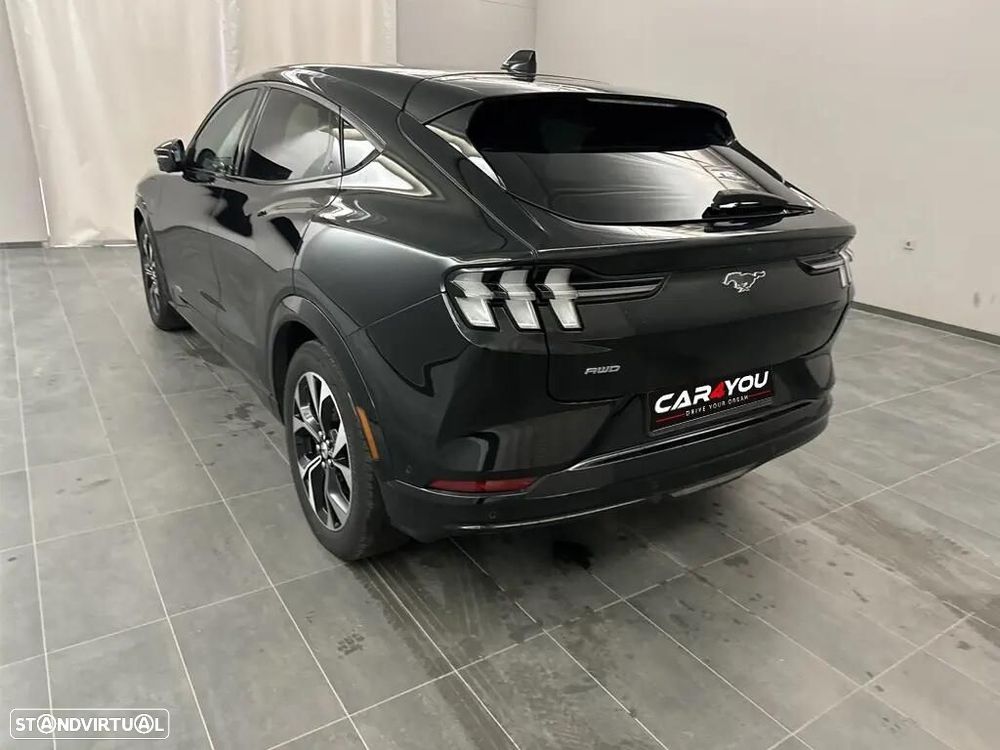 Ford Mustang Mach-E 75.7 kWh Premium AWD - 3