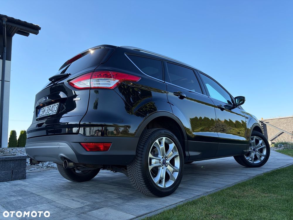 Ford Kuga 1.5 EcoBoost 2x4 Titanium - 39