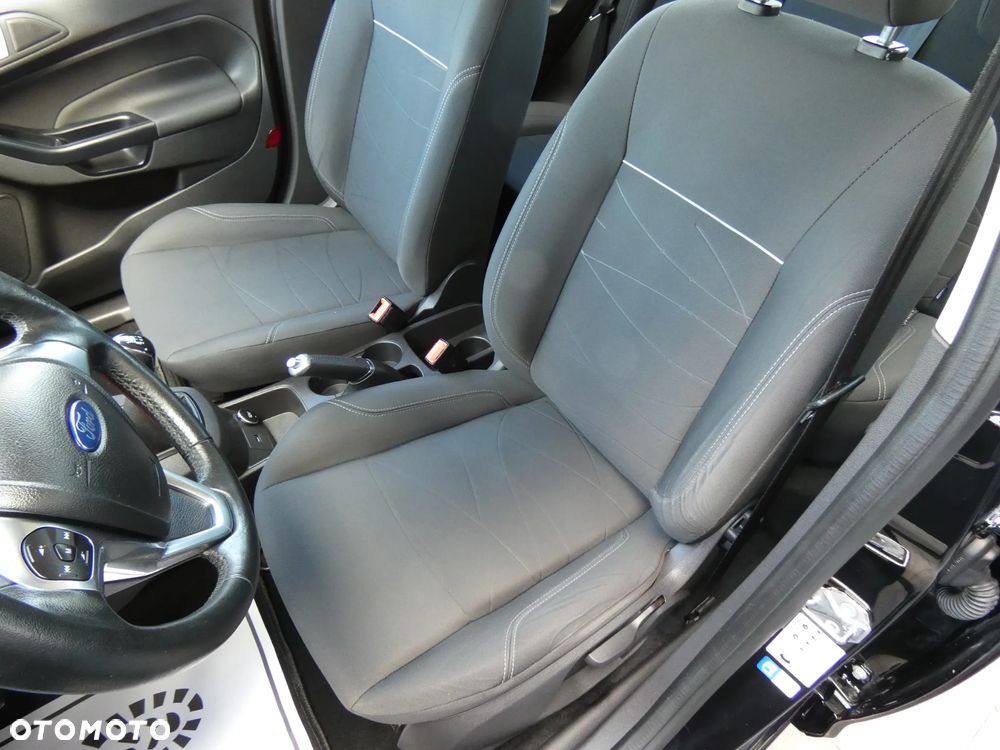 Ford Fiesta 1.25 Champions Edition - 15