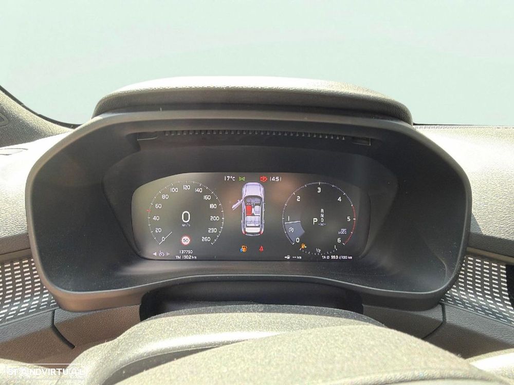Volvo XC 40 2.0 D3 R-Design Geartronic - 11