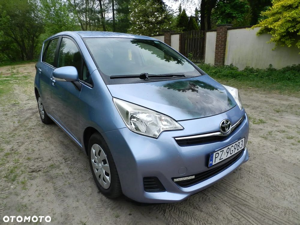Toyota Verso S - 2