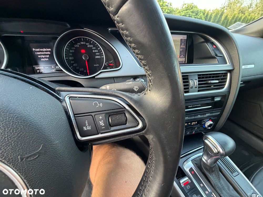 Audi A5 Sportback 2.0 TDI DPF multitronic - 27