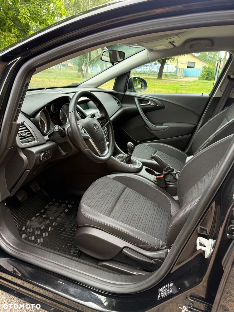 Opel Astra 1.4 T Essentia - 22