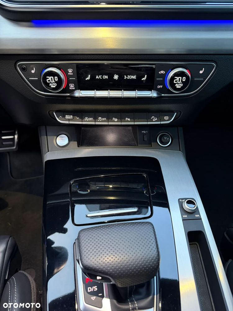 Audi Q5 Sportback - 19