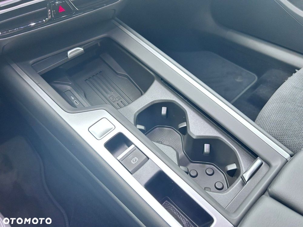 Volkswagen Passat - 25